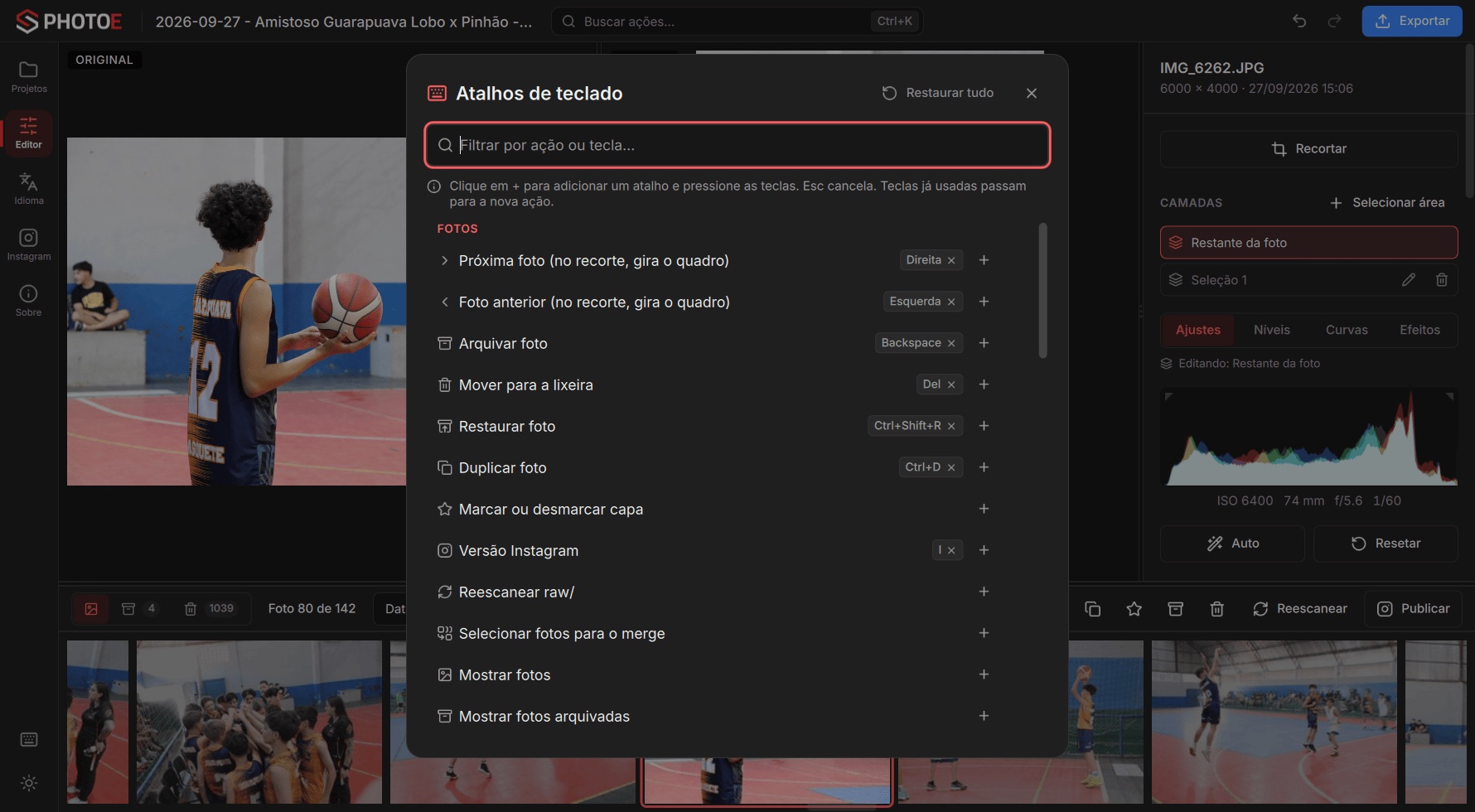 Atalhos de teclado editáveis, agrupados por ação, com Restaurar tudo